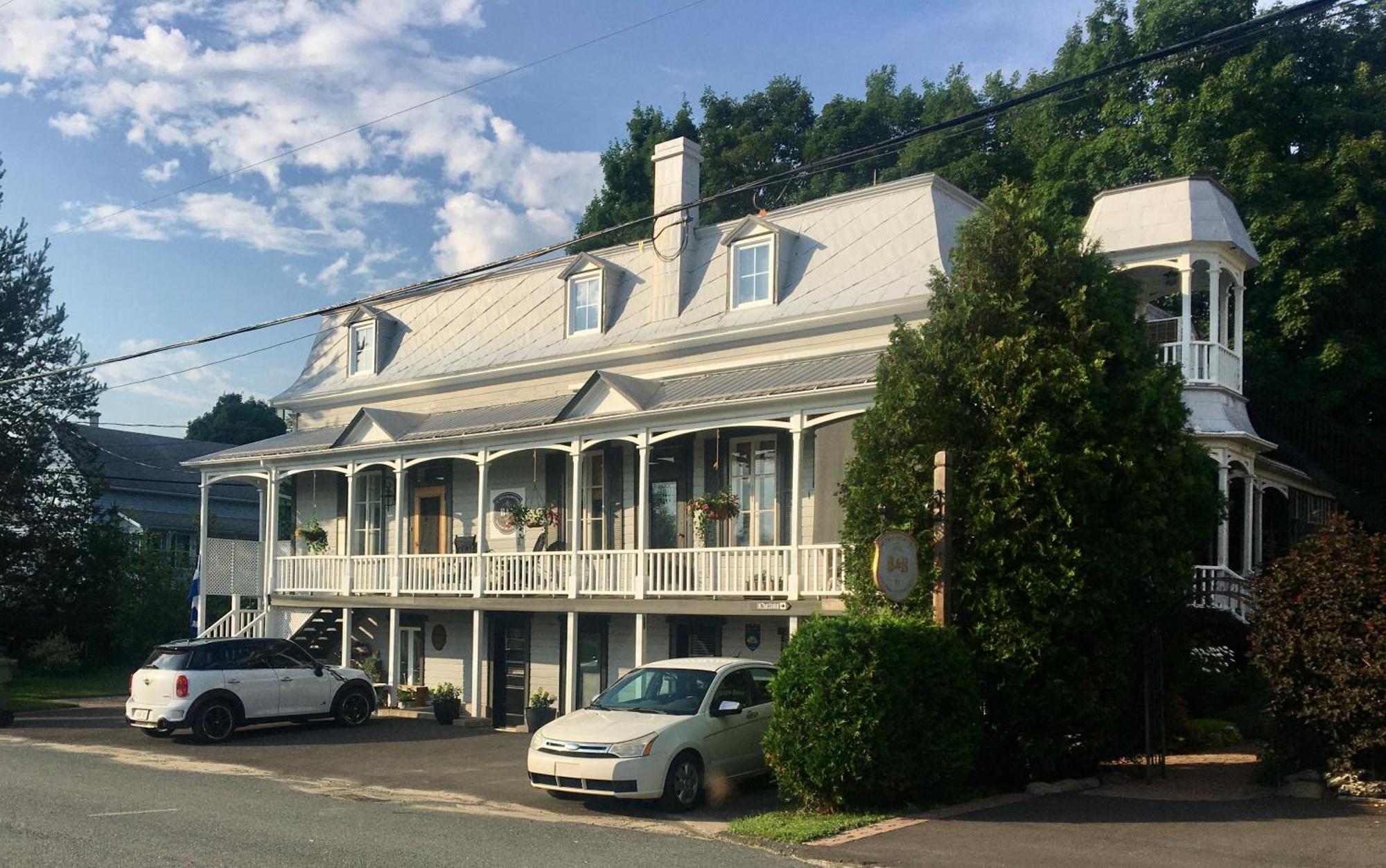 Bed & Breakfast Au Vieux Presbytere De Saint-leon Saint-Leon-de-Standon